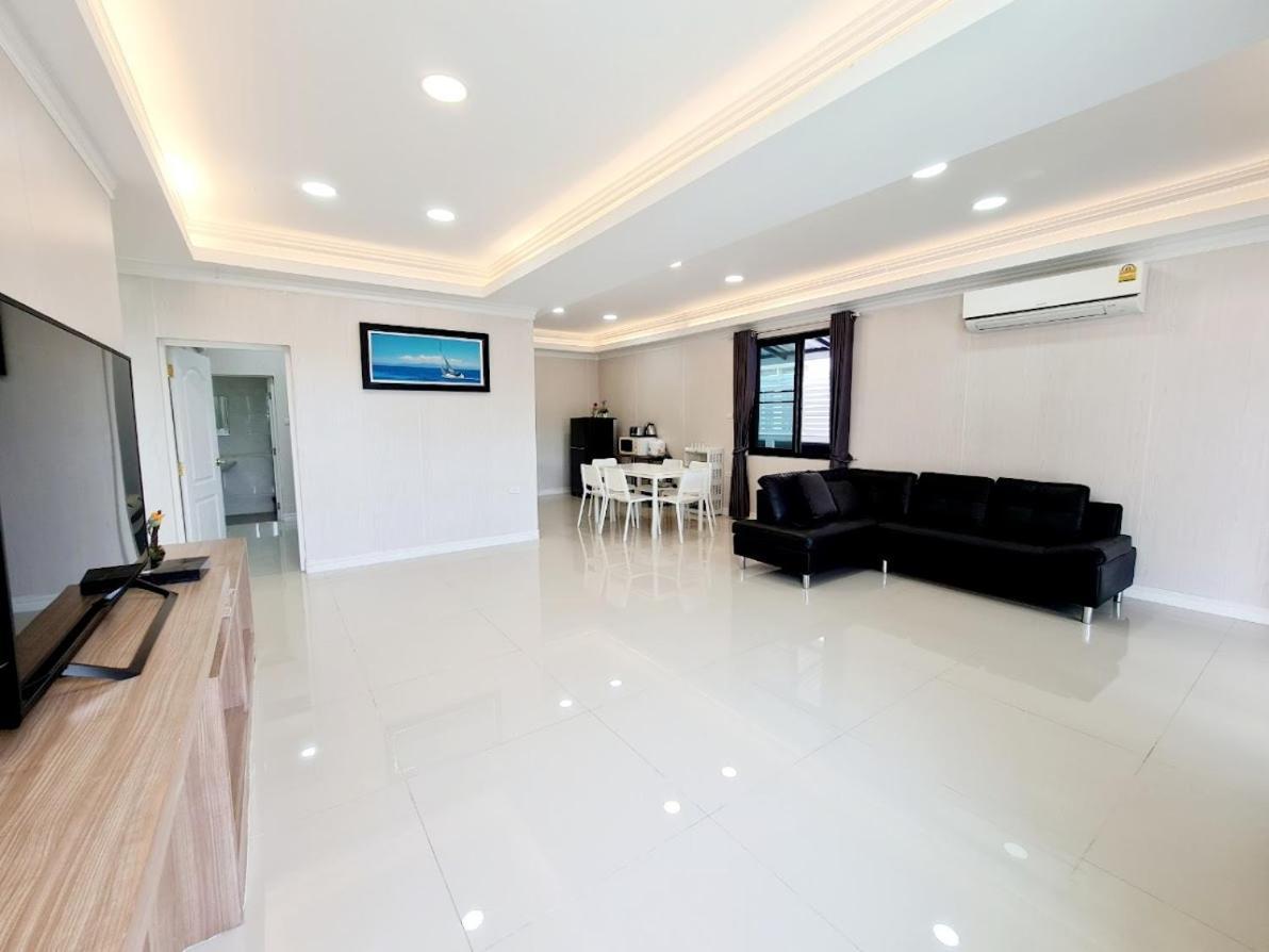 Baan Sasithorn Huahin Villa Exterior photo