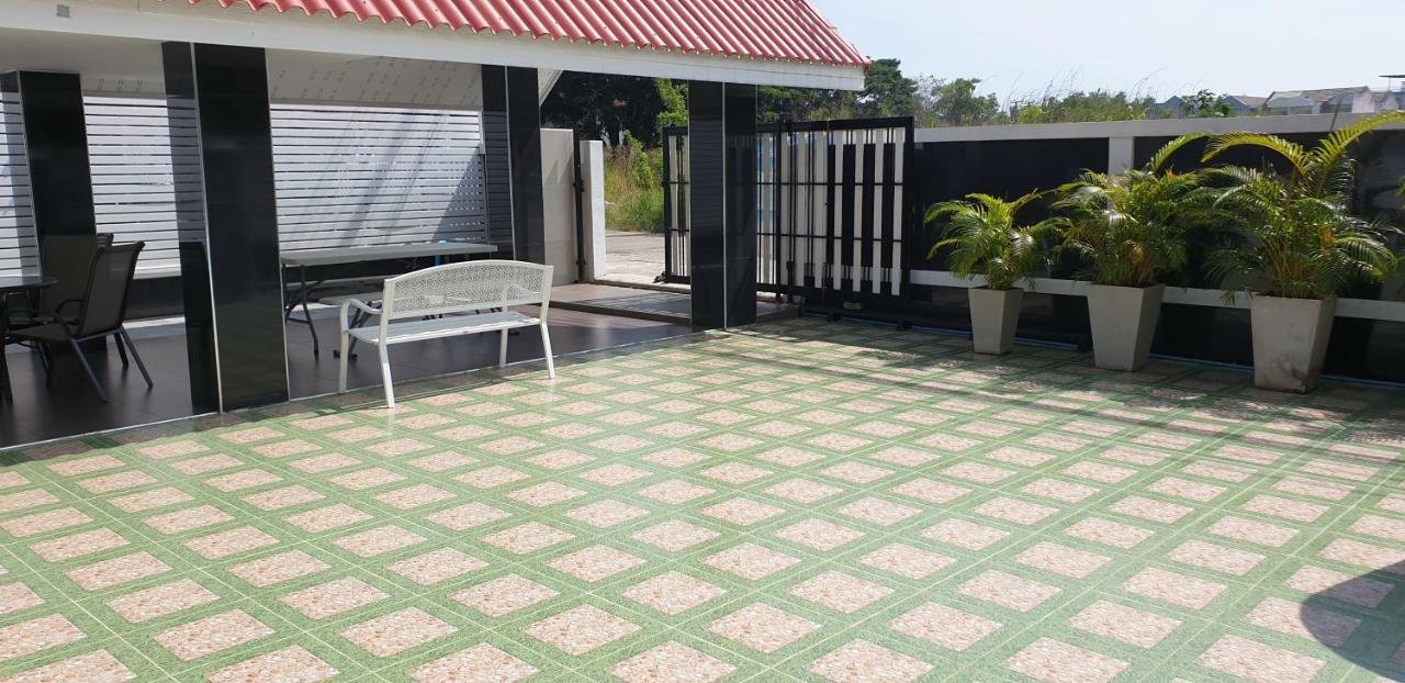 Baan Sasithorn Huahin Villa Exterior photo