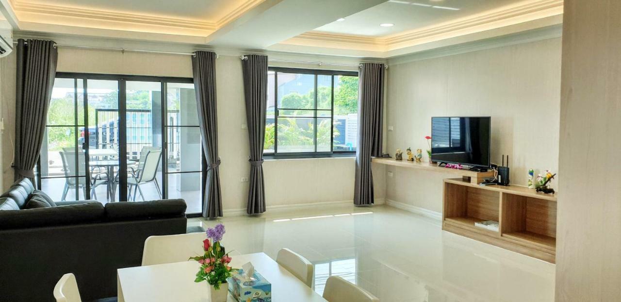 Baan Sasithorn Huahin Villa Exterior photo
